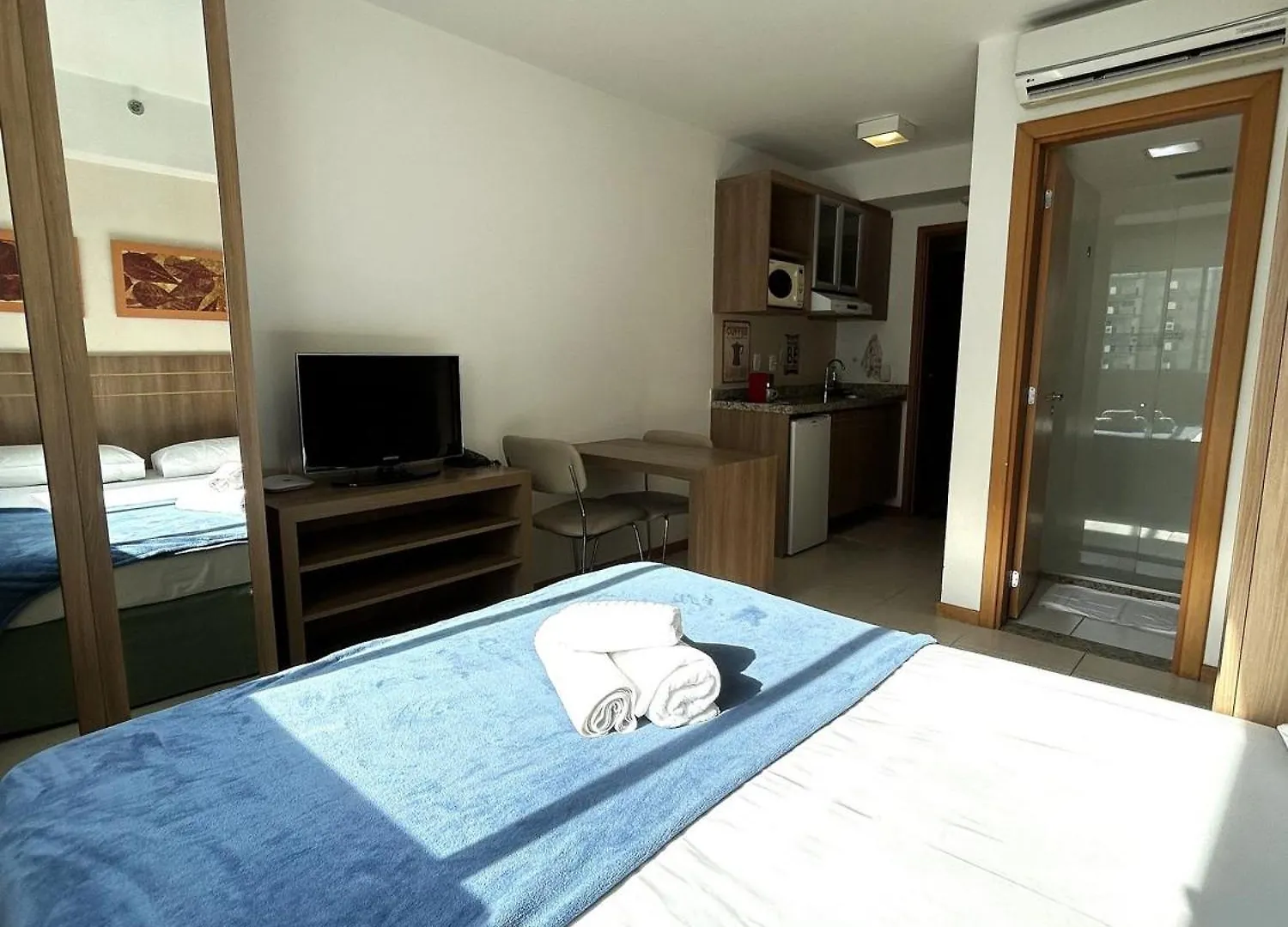 Sm1214 Flat Com Excelente Localizacao Em Regiao Central Brasilia Brazil